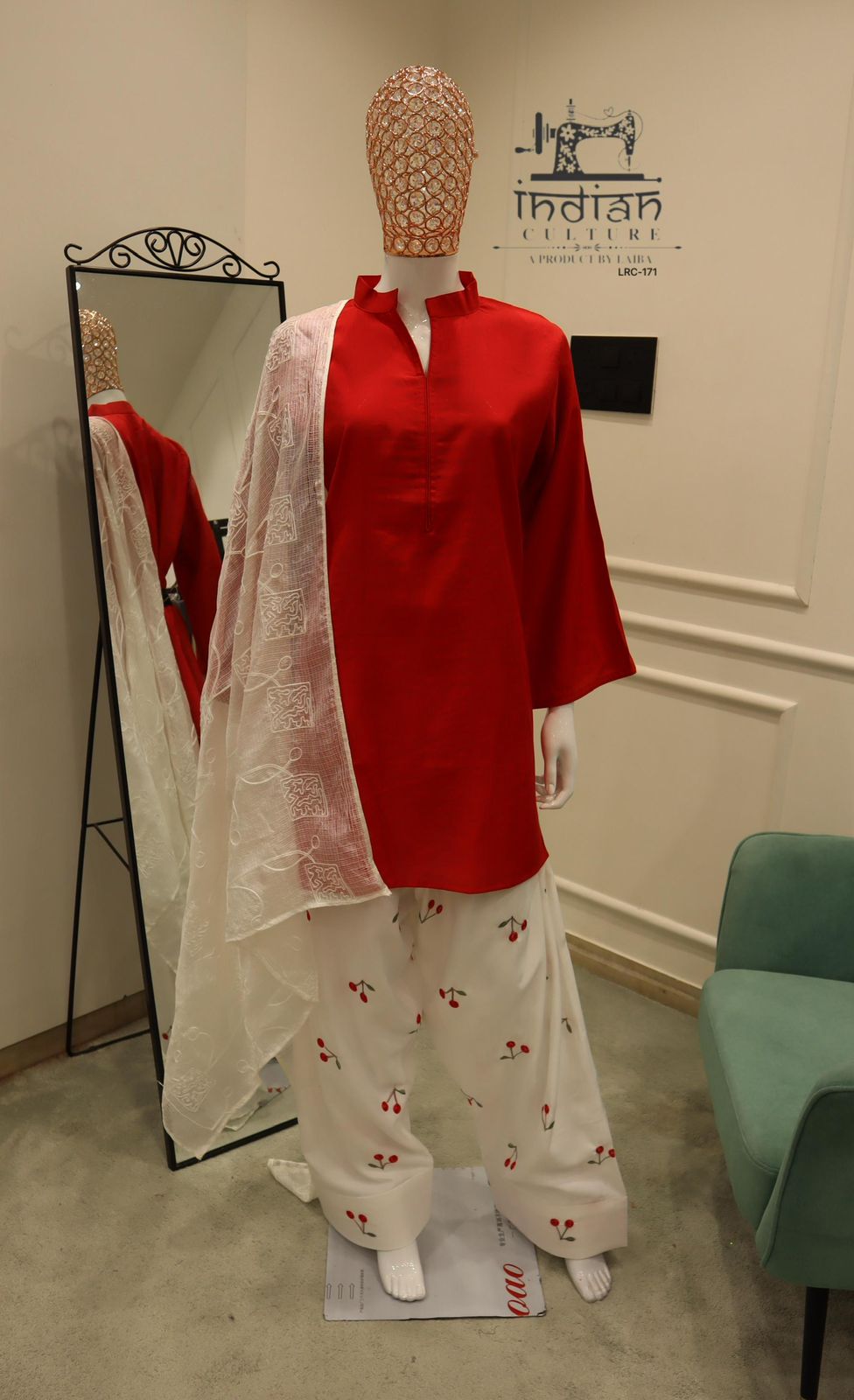 Cherry Farshi 3-Piece Suit Set